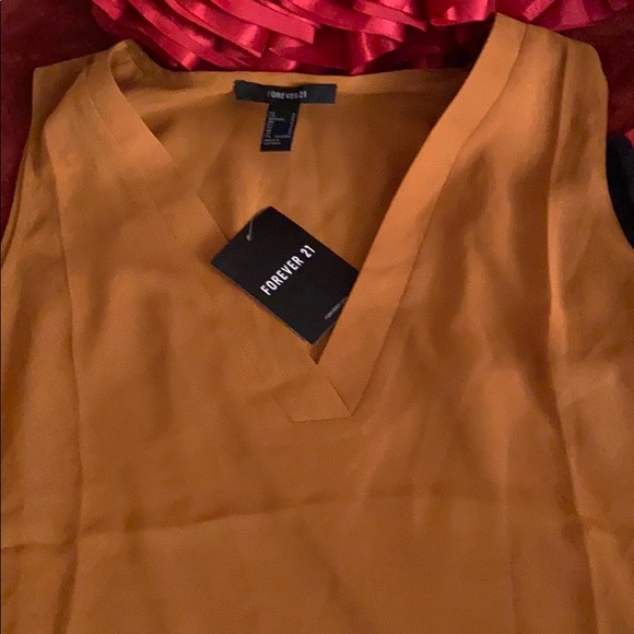 Yellow blouse - Picture 3 of 3